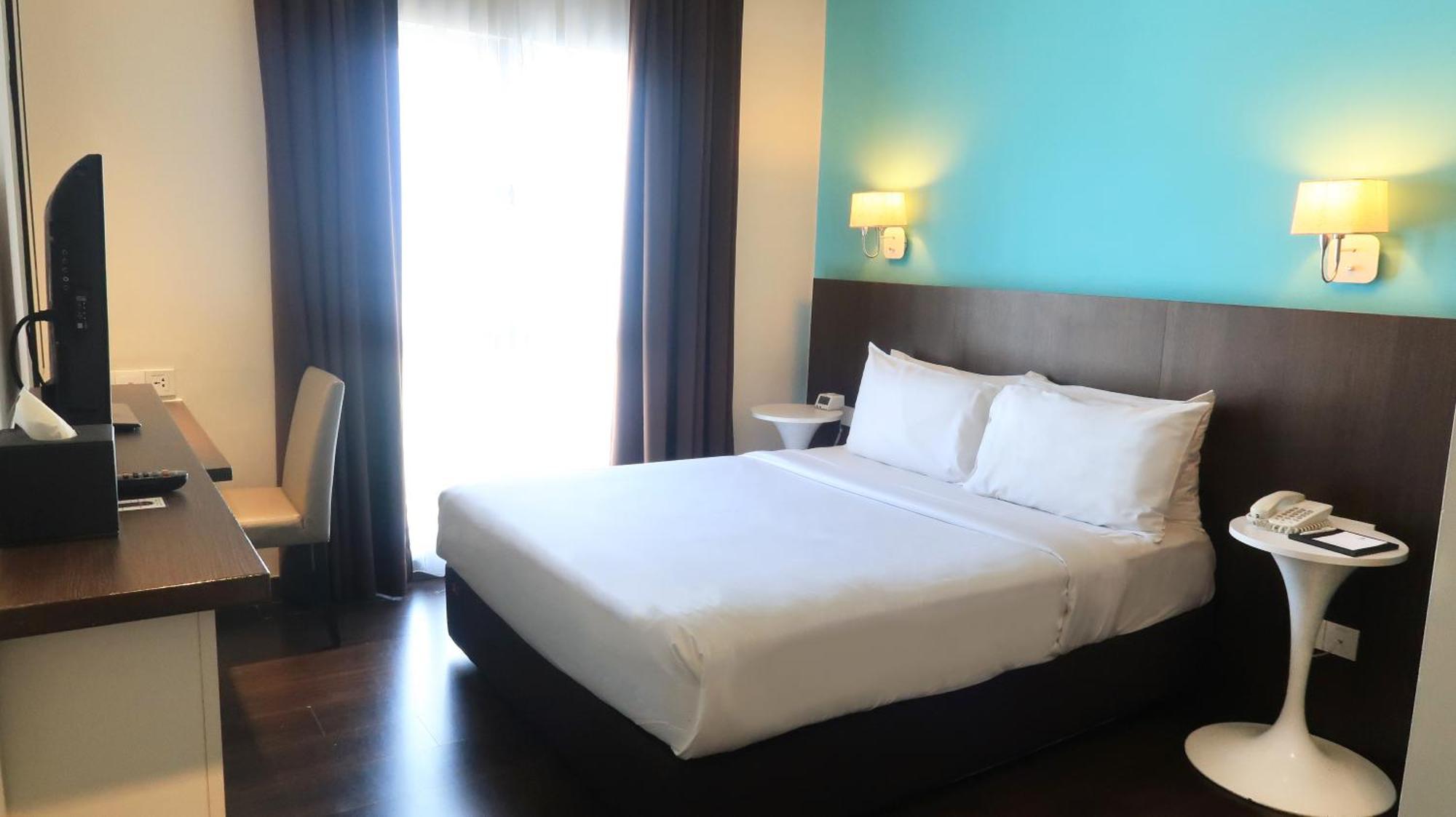 Hotel Wyndham Garden I-city